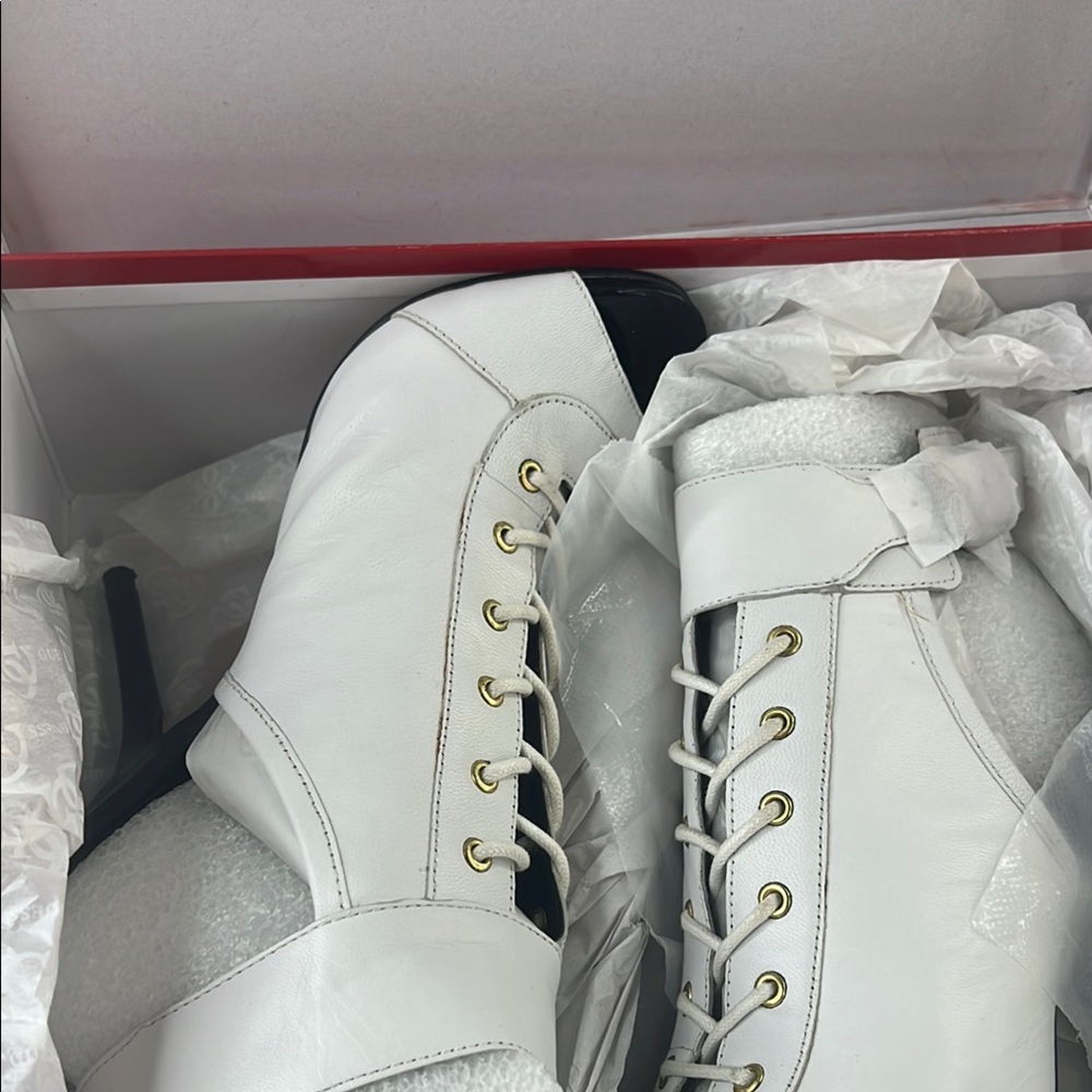 Guess White and Black Lace Up Boots with Metal Eyelets
